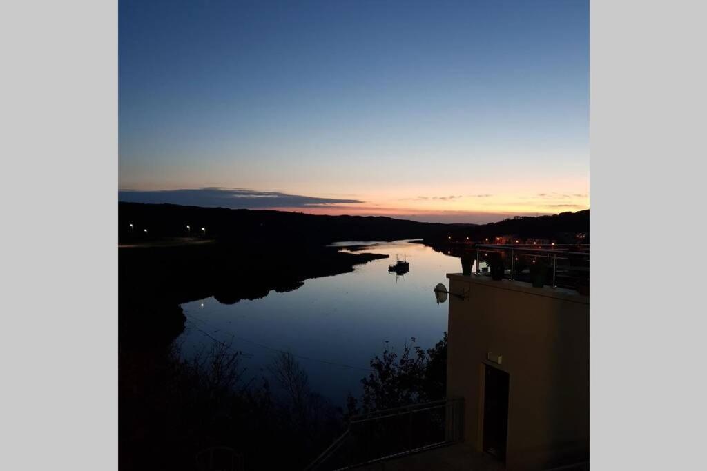 The Loft @ Clifden Bay Apartments Екстериор снимка